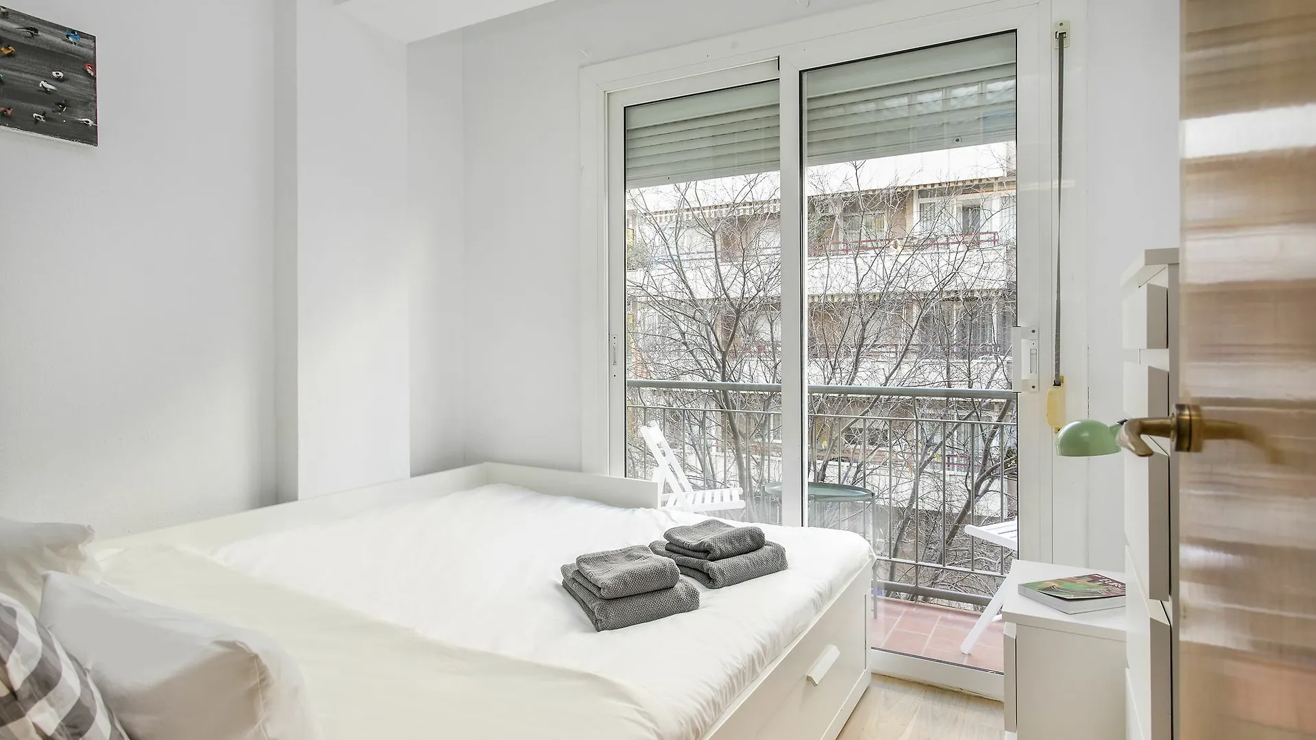 Beautiful Apt Next To The Sagrada Famila Barselona 0*,  İspanya