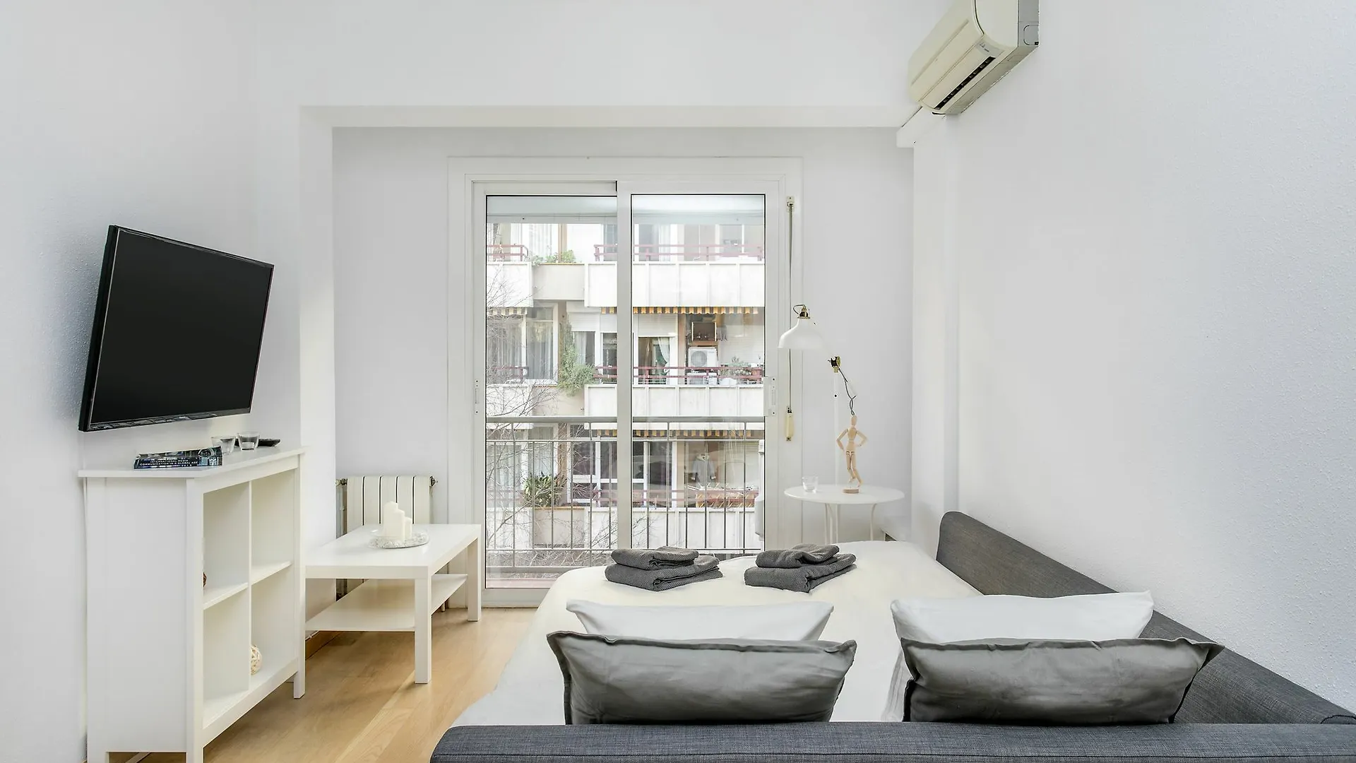 Daire Beautiful Apt Next To The Sagrada Famila Barselona